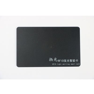 埋め込まれたスマート カード発光機能Rfidの破片カードへのF05破片